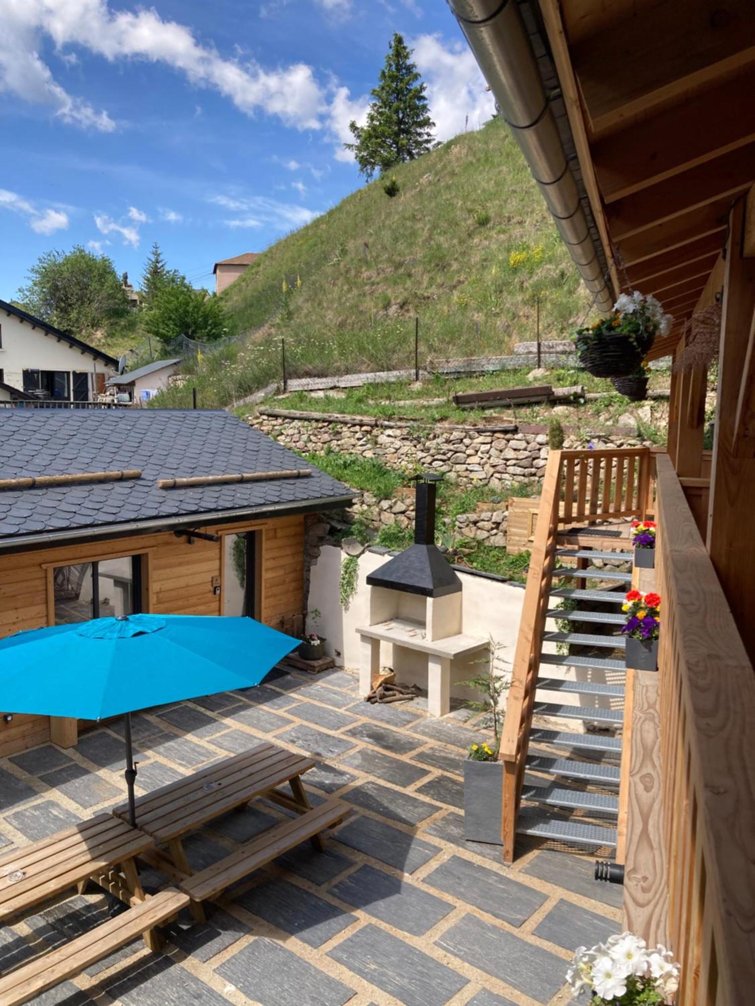 Maison Canelle Le Clos Des Ours Holiday home Matemale