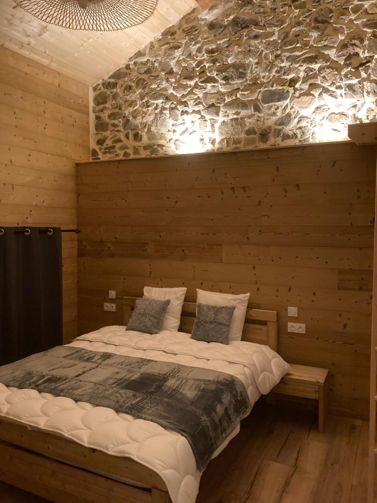 Maison Canelle Le Clos Des Ours Holiday home Matemale
