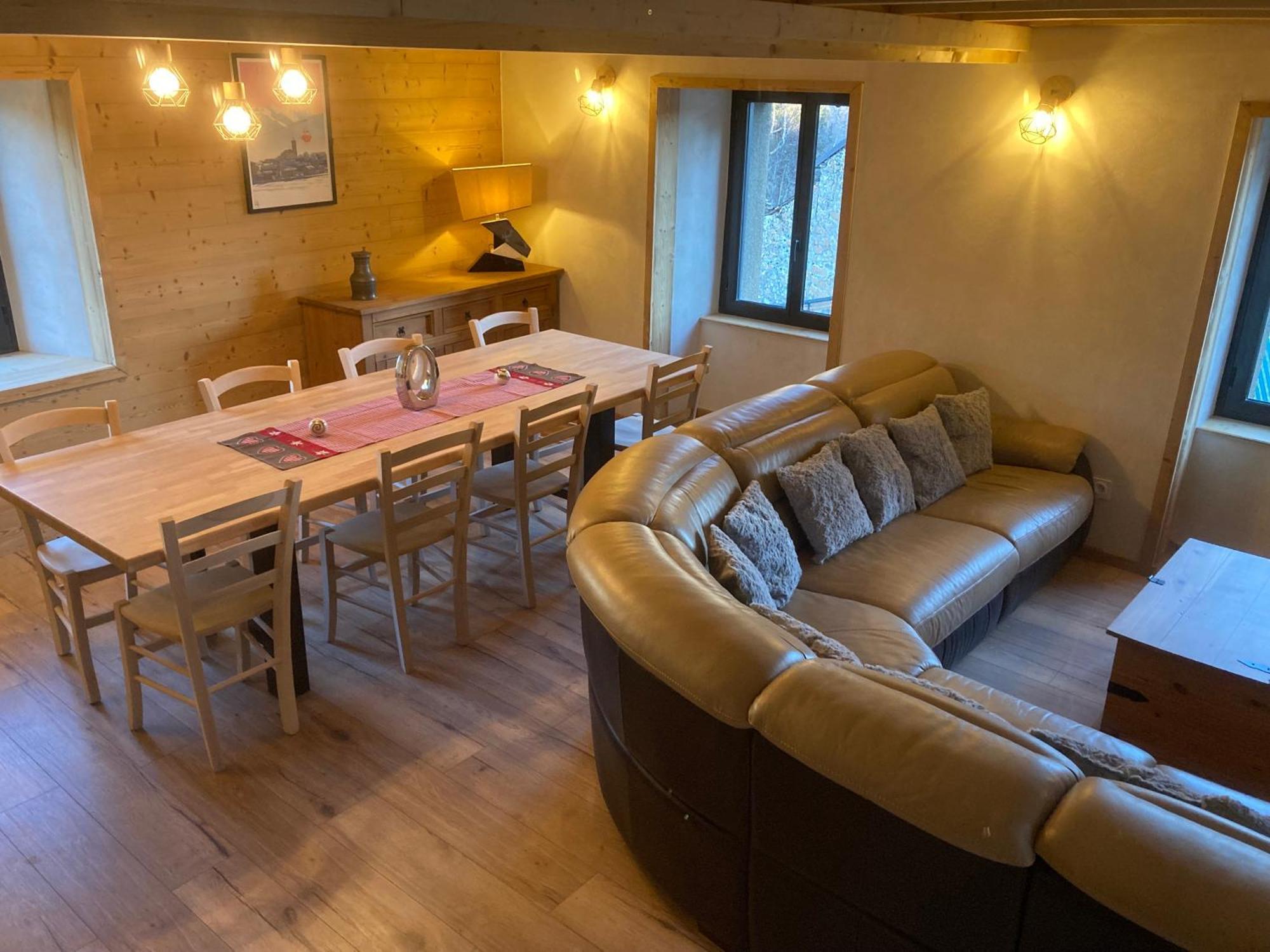 Holiday home Maison Canelle Le Clos Des Ours Matemale